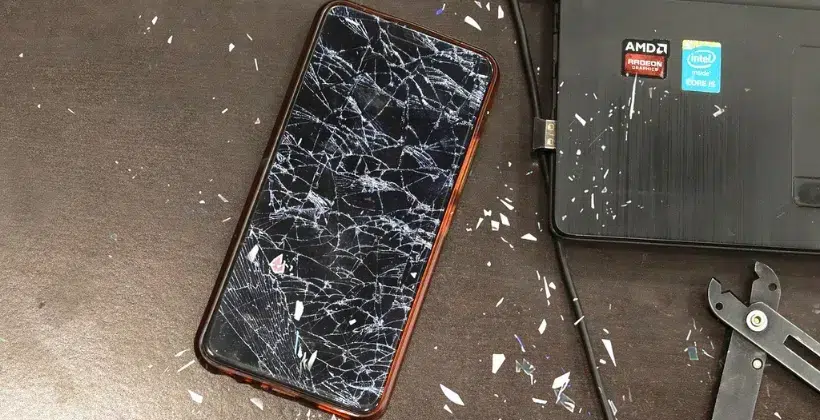 Slomljen ekran na telefonu